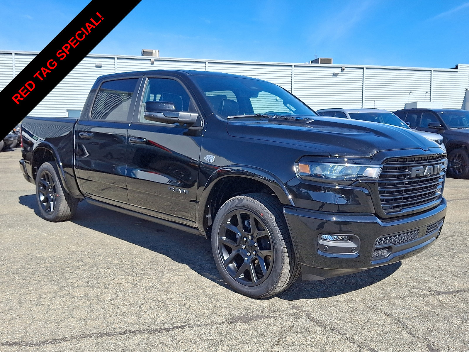 2026 Ram 1500 LARAMIE CREW CAB 4X4 5'7 BOX Pickup
