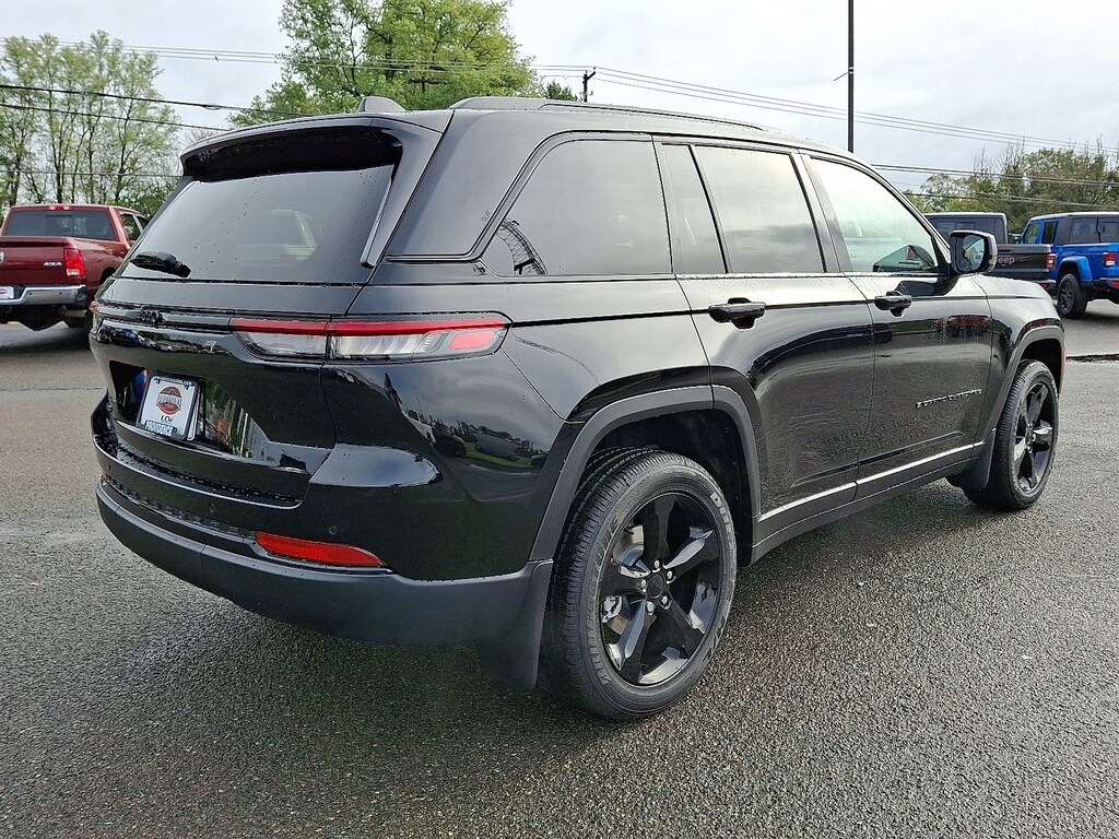 New 2025 Jeep Grand Cherokee ALTITUDE X 4X4 Sport Utility