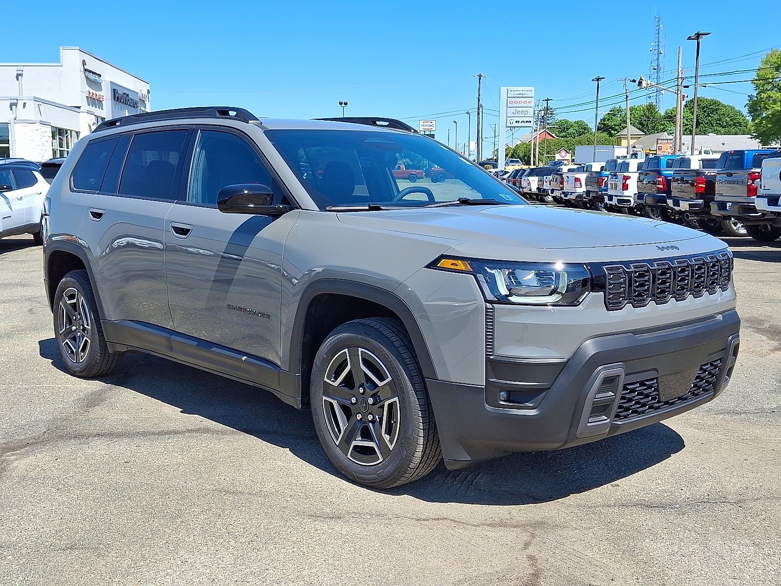 2026 Jeep Cherokee Laredo HEV 4X4's photo