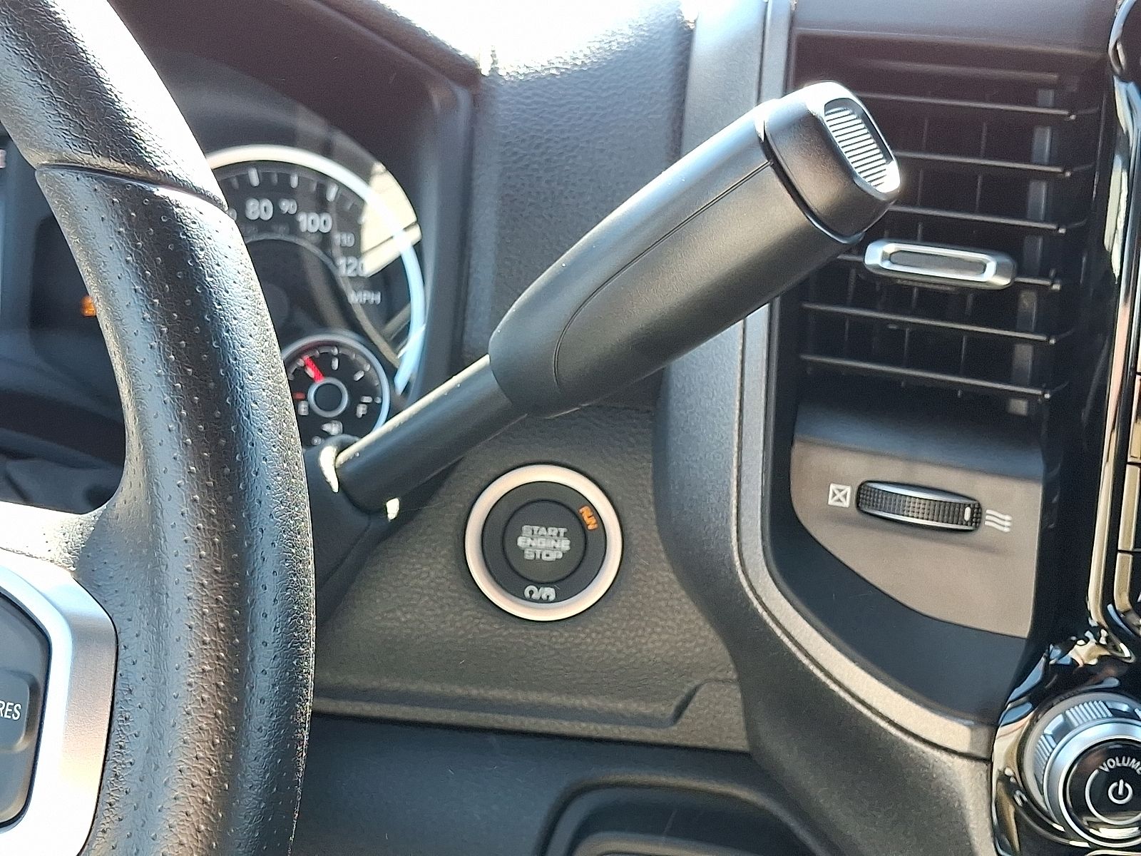2026 RAM 2500 Tradesman - Photo 9