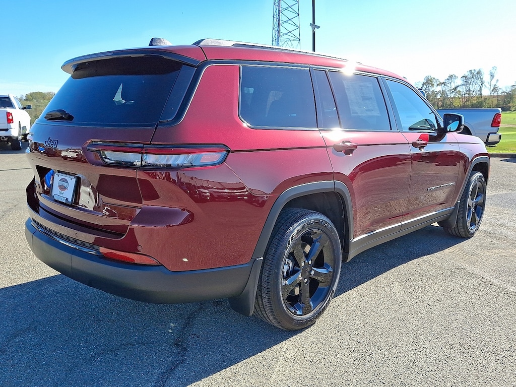 New 2025 Jeep Grand Cherokee L Altitude X 4x4 Sport Utility