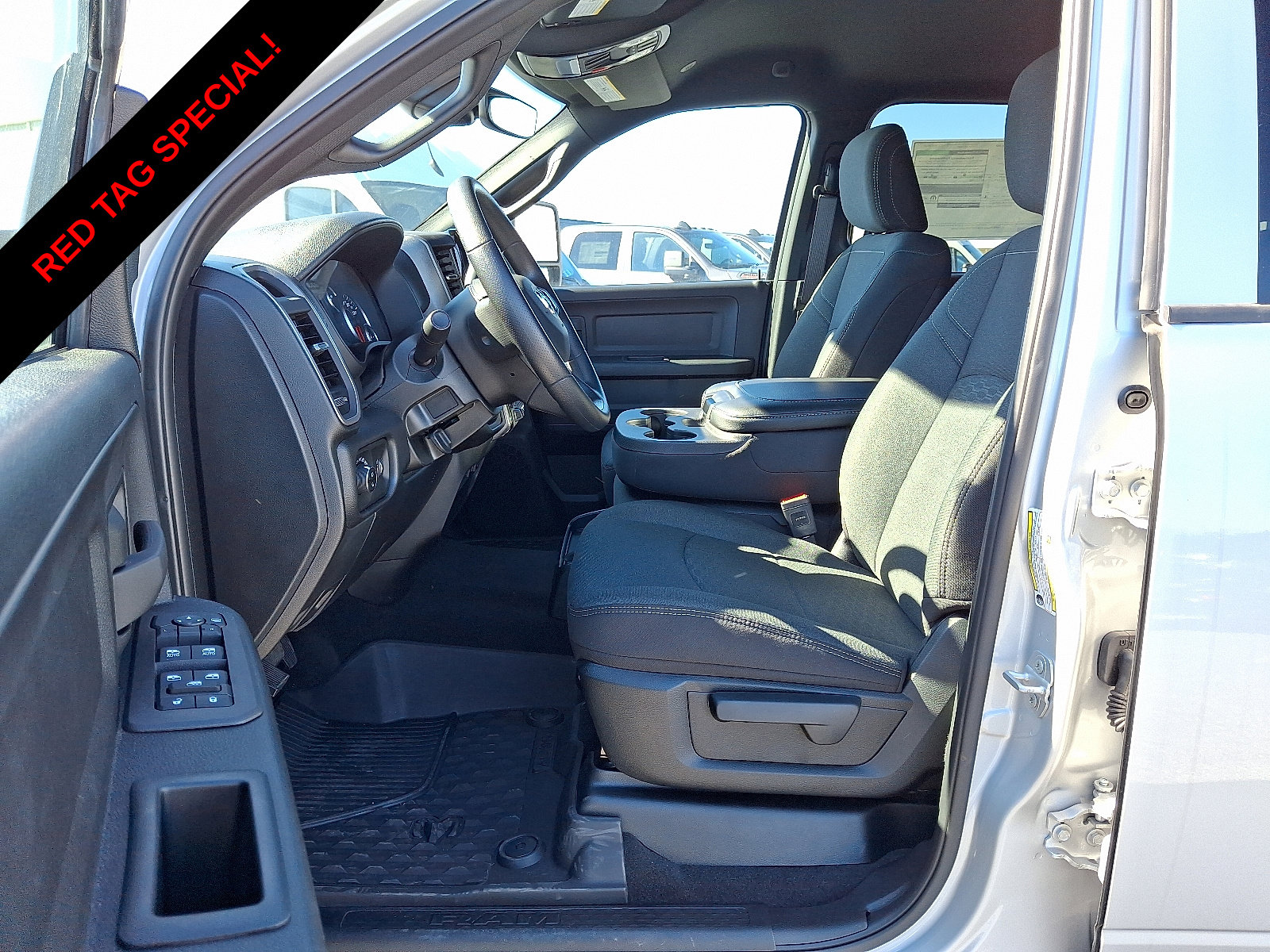 2026 RAM 2500 Tradesman - Photo 7