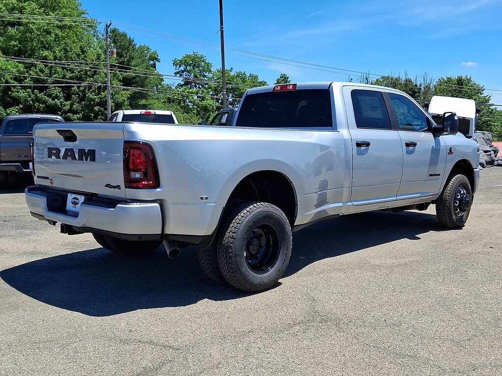 New 2026 Ram 3500 Big Horn Crew Cab 4x4 8 Box Pickup