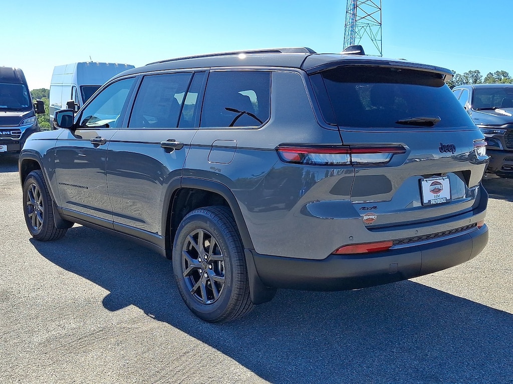 New 2027 Jeep Grand Cherokee L Laredo Altitude Sport Utility