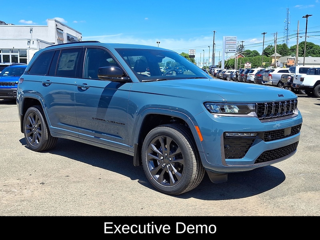 New 2026 Jeep Grand Cherokee Limited Reserve 4x4 Sport Utility