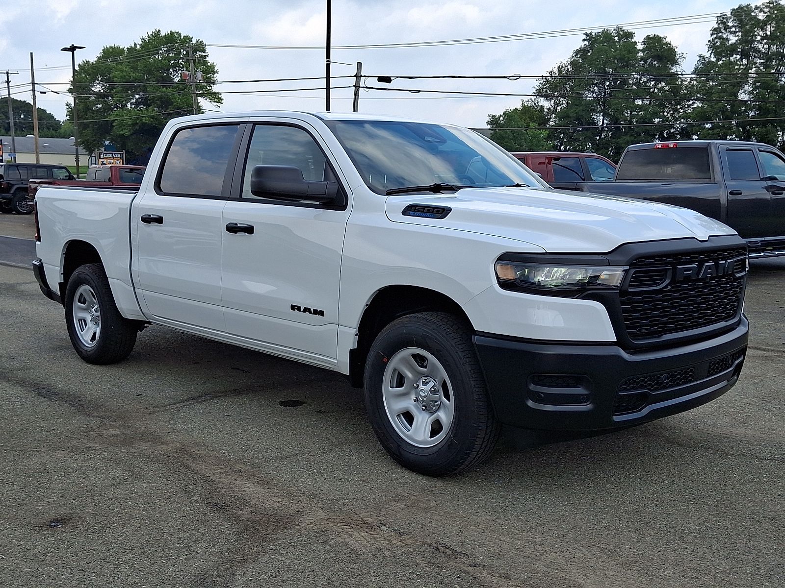 2026 Ram 1500 TRADESMAN CREW CAB 4X4 5'7 BOX Pickup
