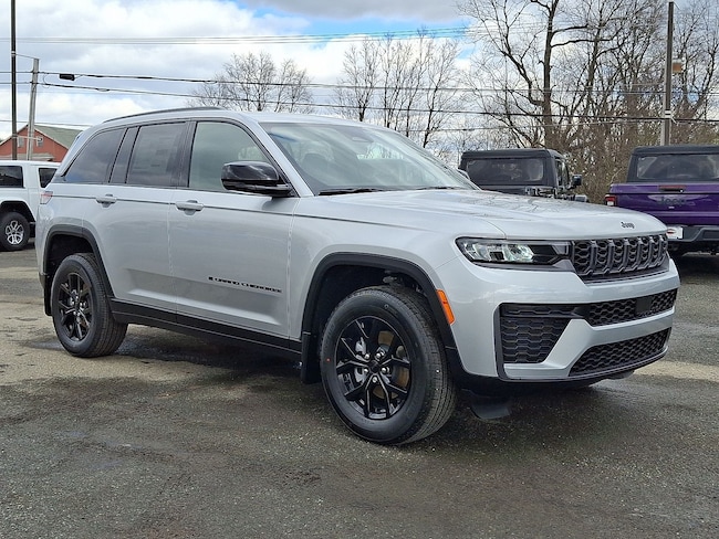 2026 Jeep Grand Cherokee Altitude 4x4 Sport Utility
