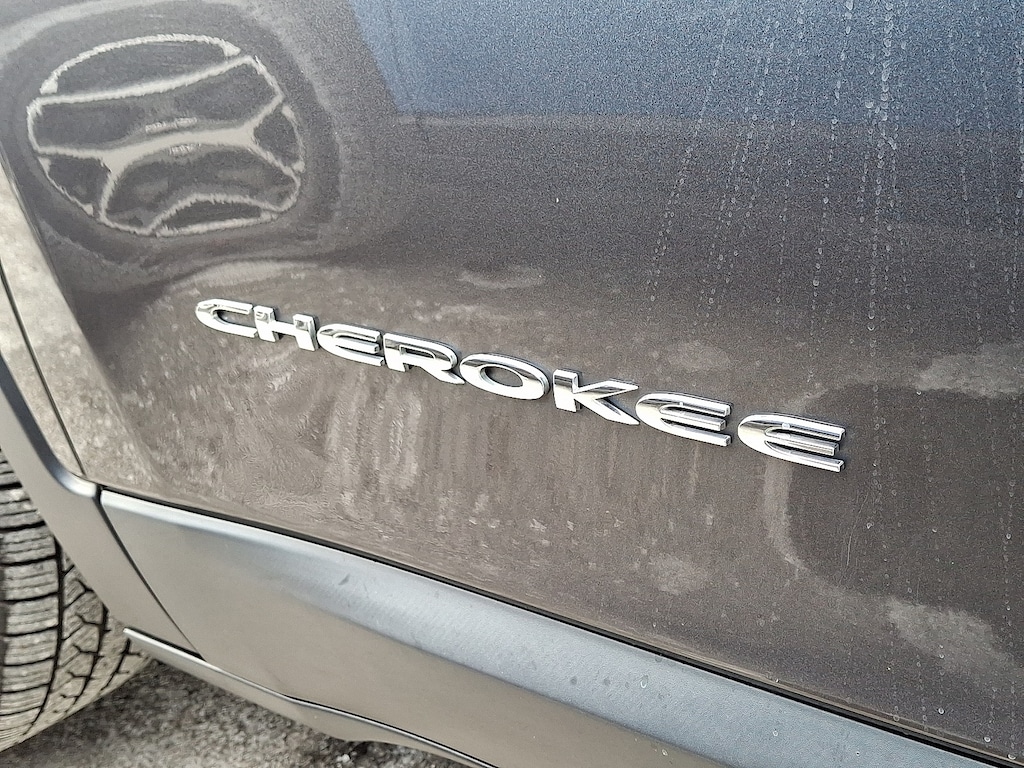 Used 2015 Jeep Cherokee Limited Sport Utility