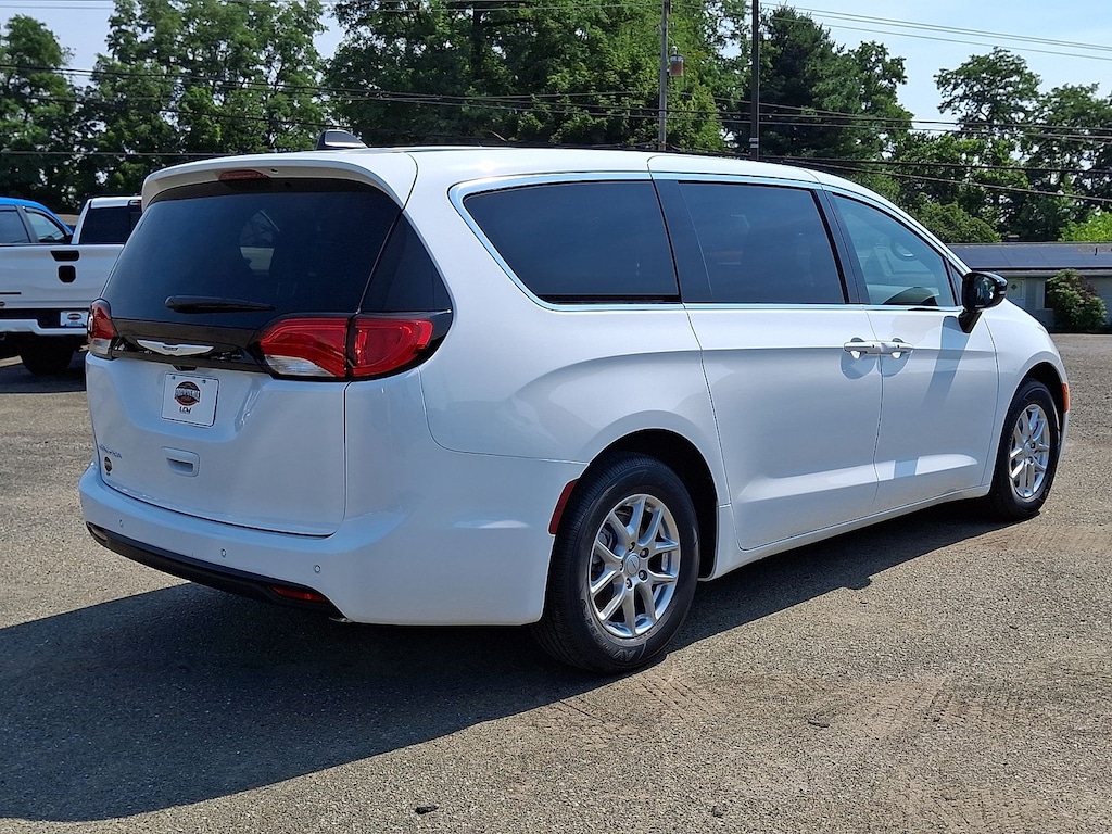 New 2027 Chrysler Pacifica LX Passenger Van