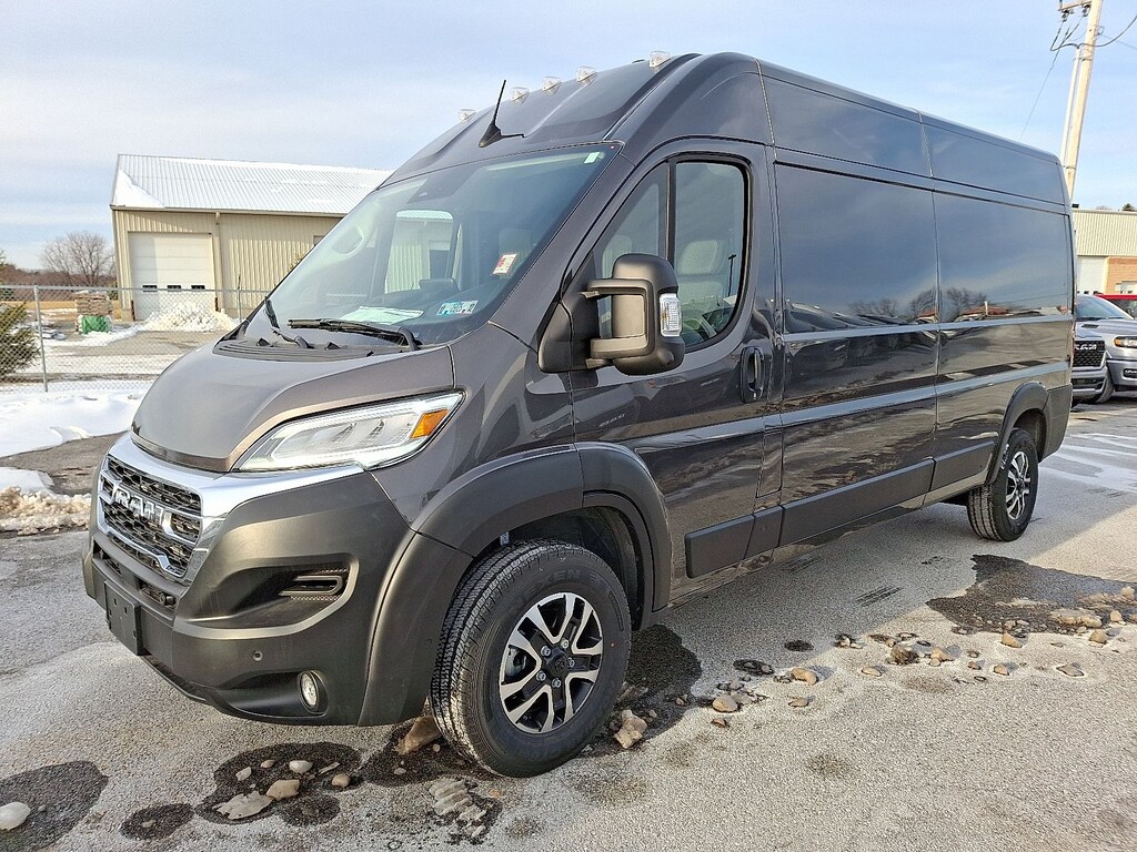 New 2025 Ram Promaster Cargo Van SLT+ Full-size Cargo Van