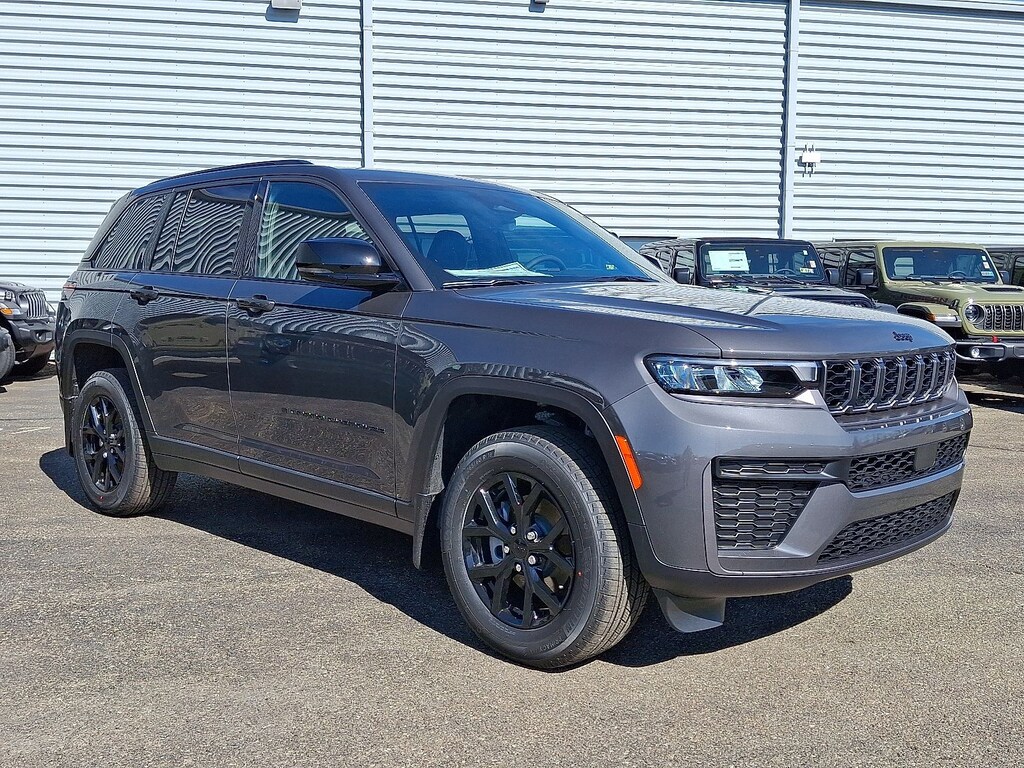 New 2026 Jeep Grand Cherokee Altitude 4x4 Sport Utility