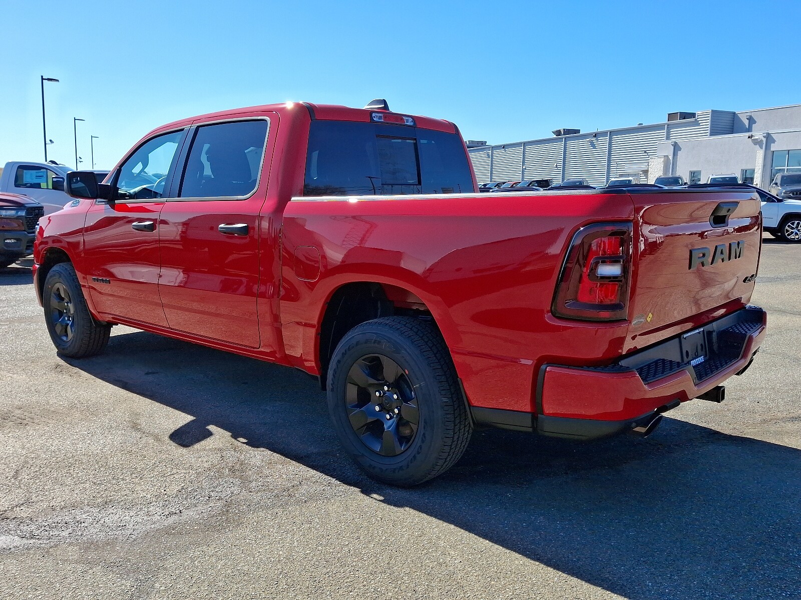 2025 Ram 1500 Tradesman photo 3