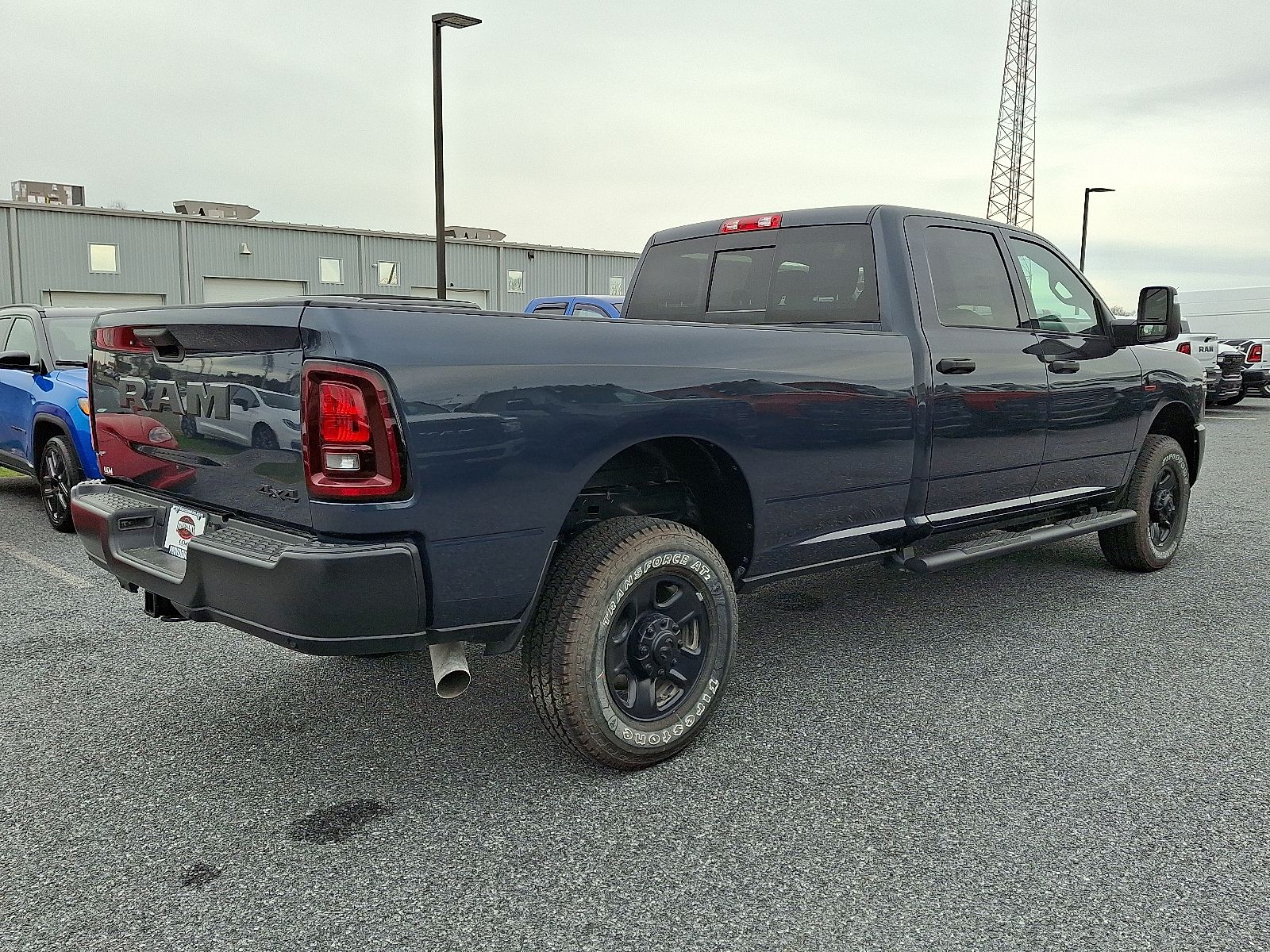 2026 RAM 2500 Tradesman - Photo 4