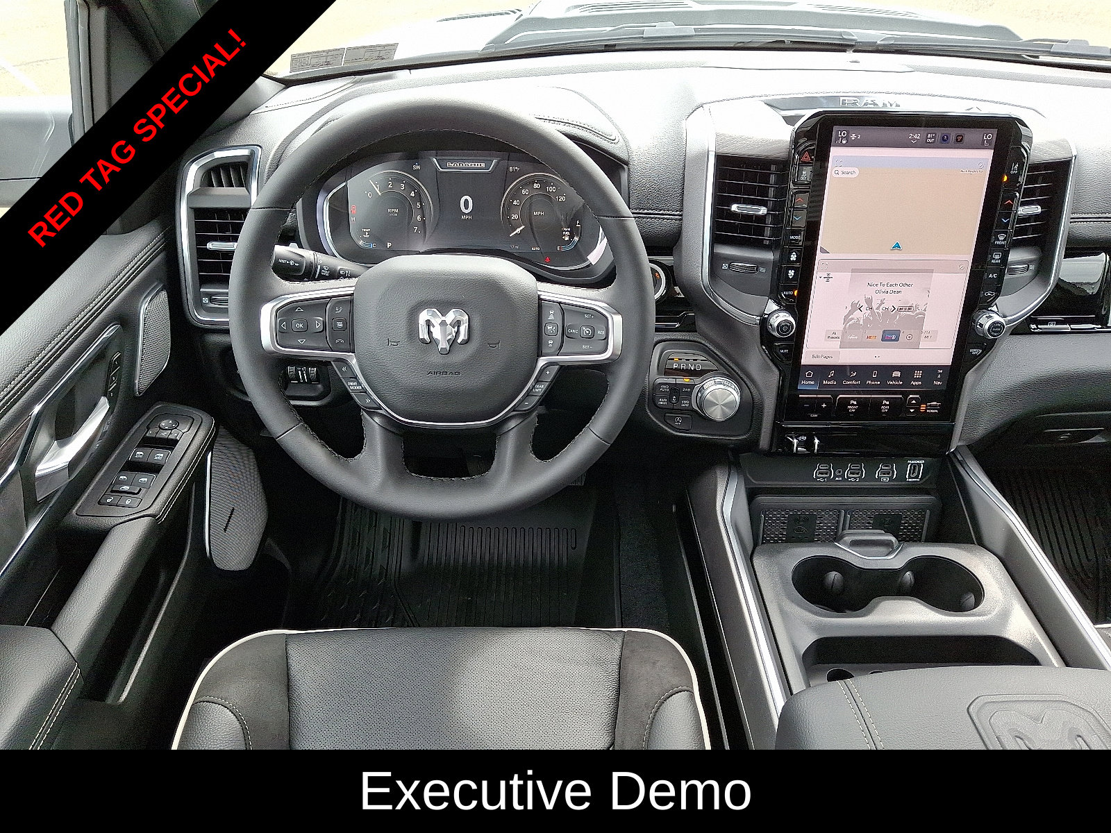 2026 RAM 1500 Laramie - Photo 8