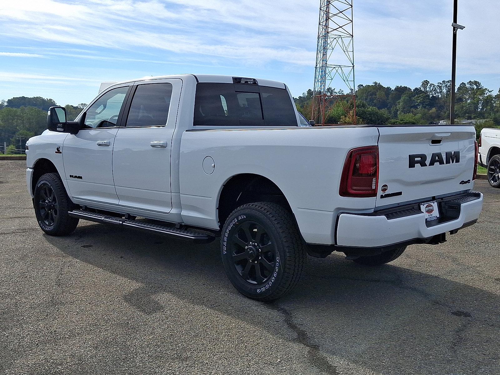 New 2026 Ram 2500 LARAMIE CREW CAB 4X4 6'4 BOX Pickup