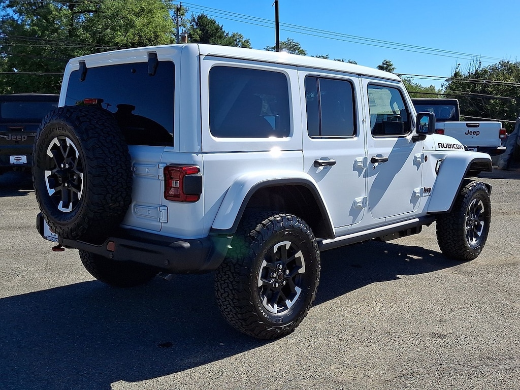 New 2027 Jeep Wrangler 4-DOOR RUBICON X Sport Utility