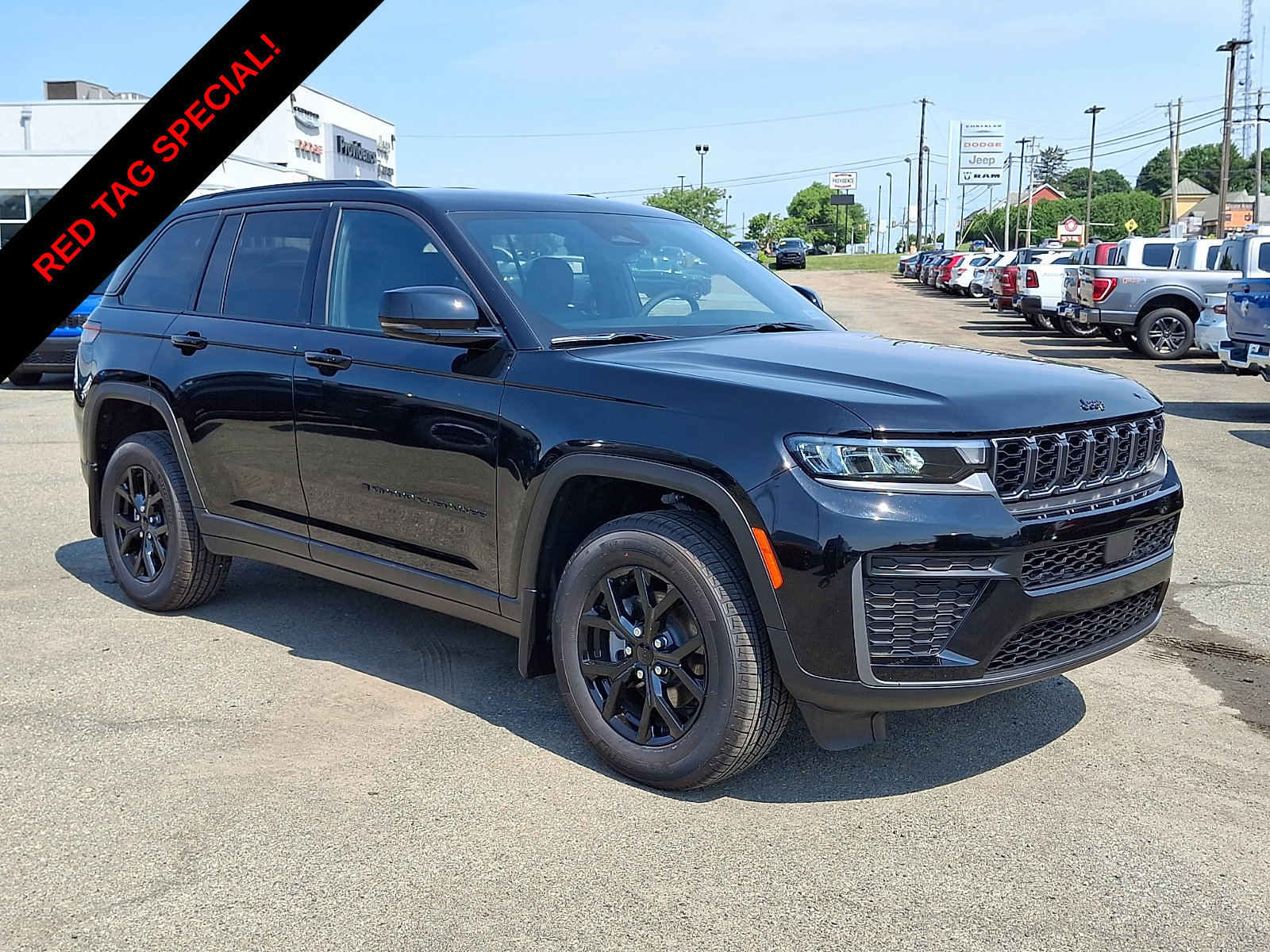New 2026 Jeep Grand Cherokee LAREDO ALTITUDE 4X4 Sport Utility