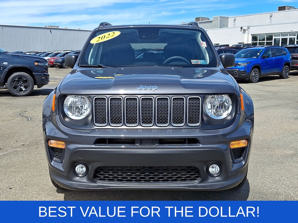 Used 2022 Jeep Renegade Latitude 4x4 Sport Utility