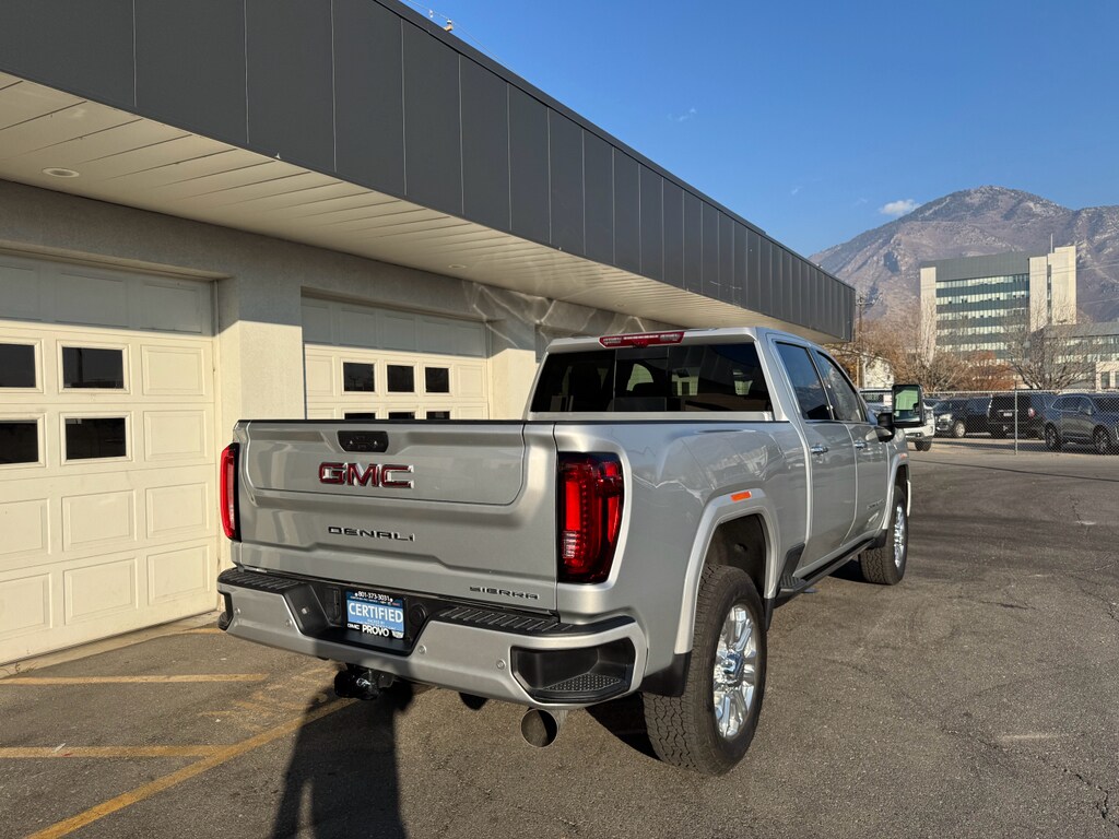 2023 Gmc Sierra 3500 HD Denali photo 2