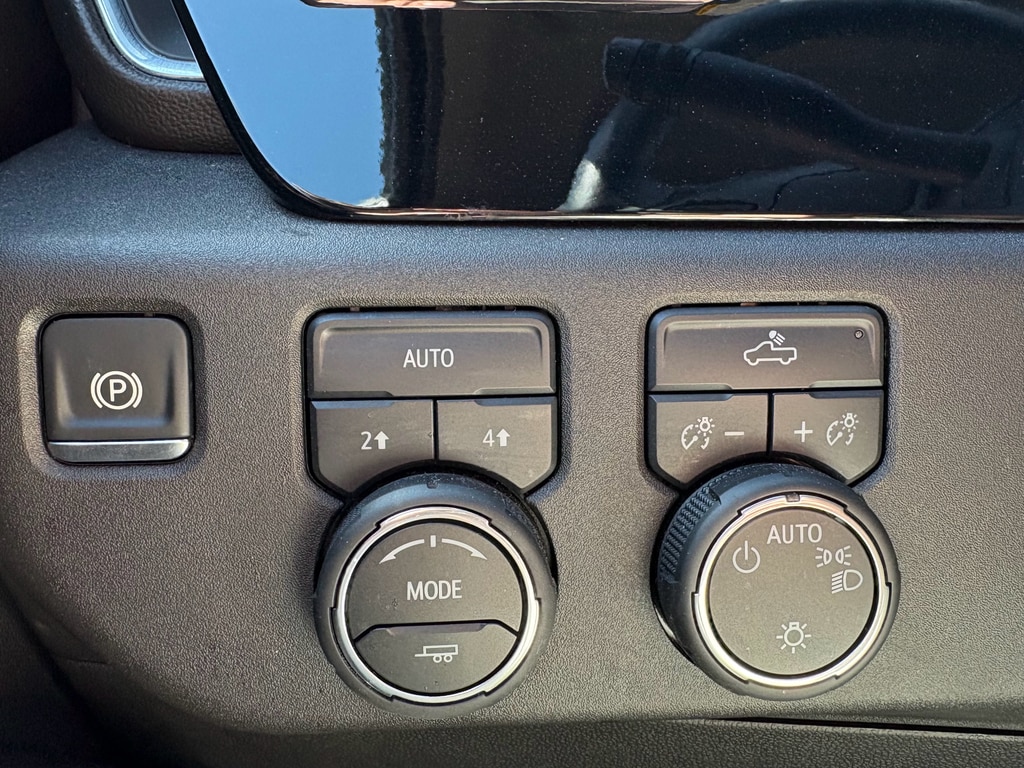 2025 Chevrolet Silverado 1500 LT - Photo 25