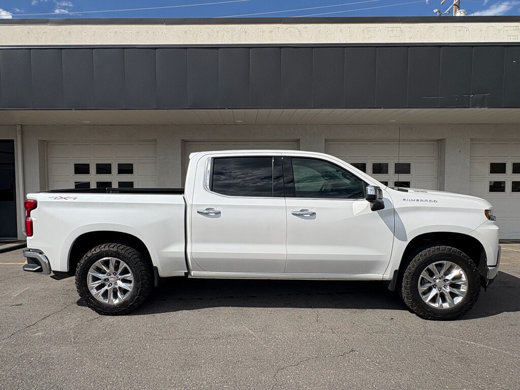 2020 Chevrolet Silverado 1500 LTZ photo 2