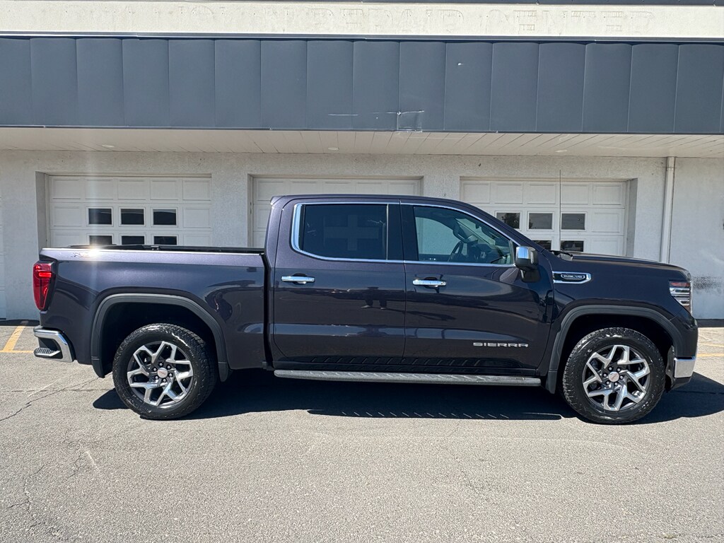2023 Gmc Sierra 1500 SLT photo 2