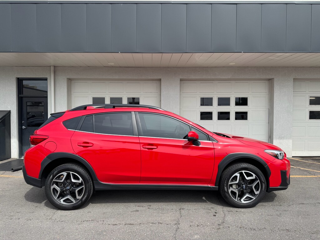 2020 Subaru Crosstrek Limited photo 2