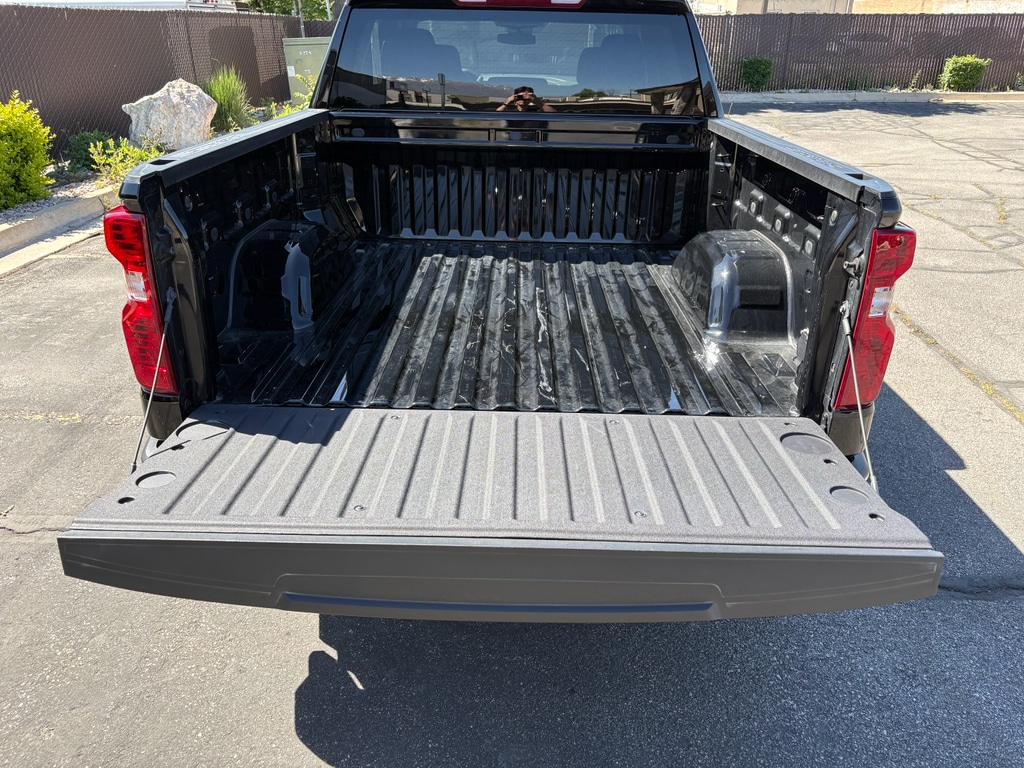 2025 Chevrolet Silverado 1500 LT - Photo 6