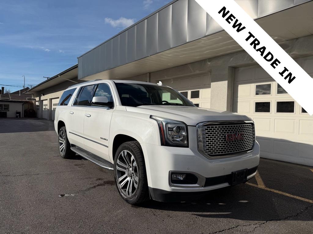 2017 GMC Yukon Denali's photo