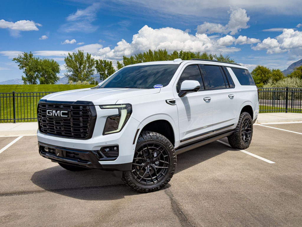 2026 GMC Yukon Denali AWD's photo