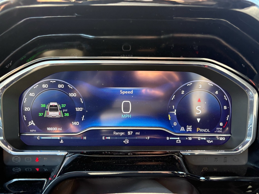 2025 Chevrolet Silverado 1500 LT - Photo 19