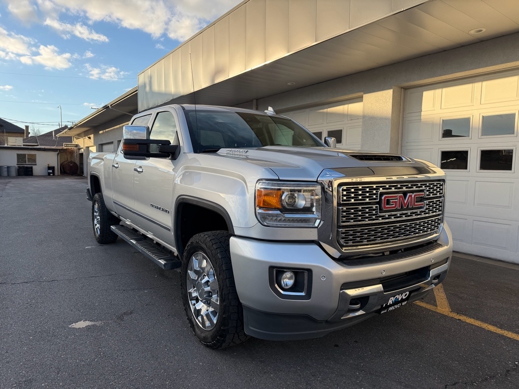 2019 GMC Sierra Denali's photo