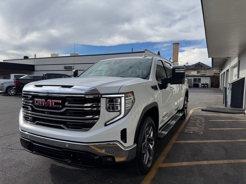 2026 Gmc Sierra 1500 SLT photo 3