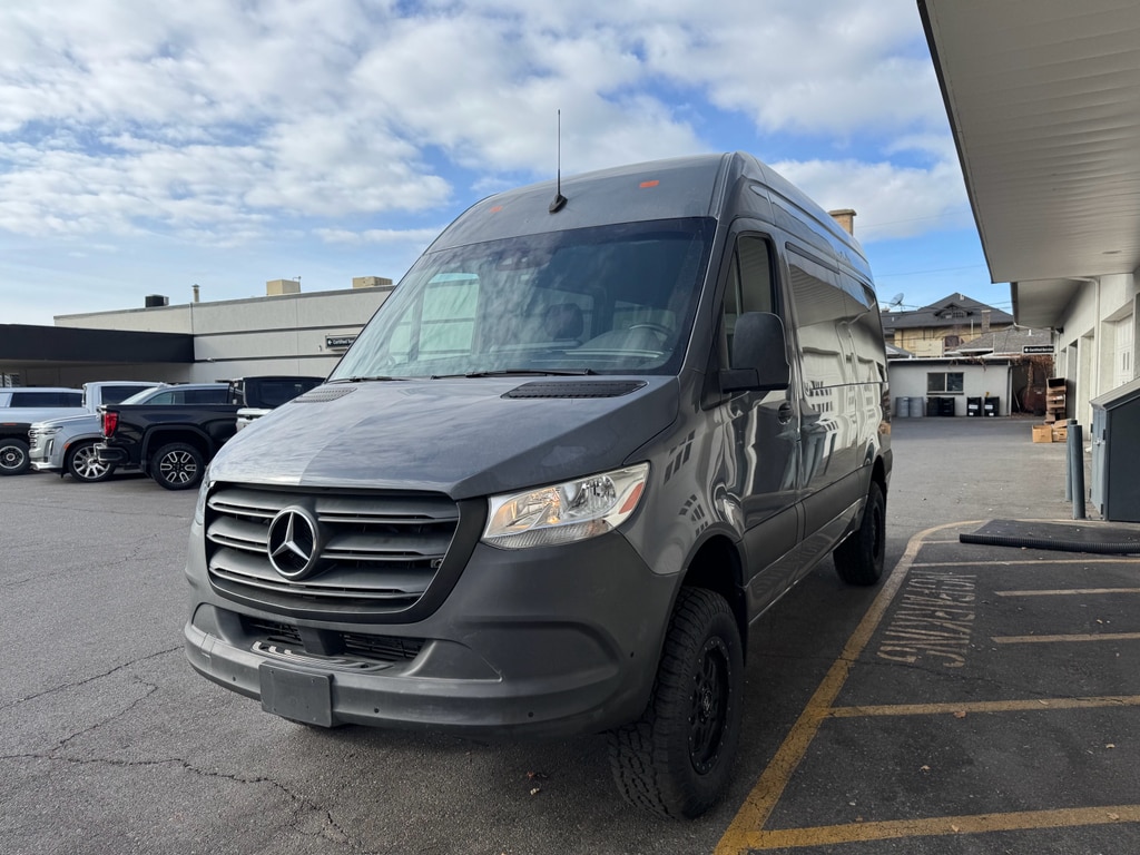 Used 2020 Freightliner Sprinter Passenger Van NA