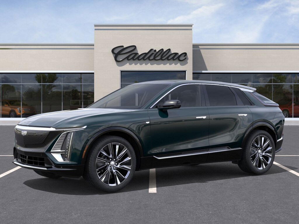 New 2026 CADILLAC LYRIQ Signature Luxury SUV