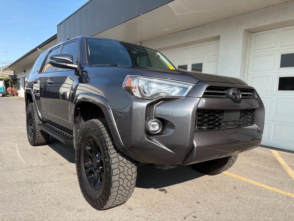 2022 Toyota 4Runner SR5 Premium