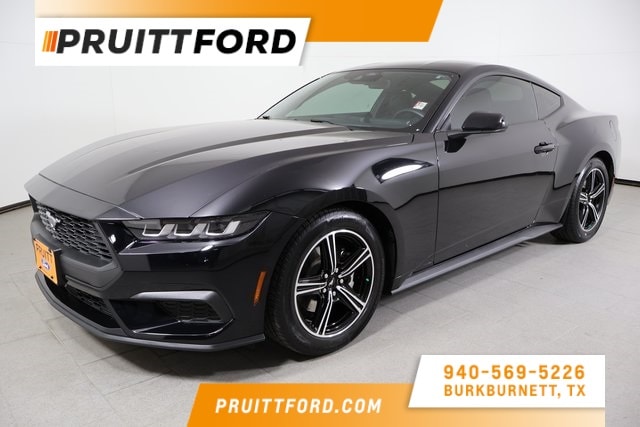 2024 Ford Mustang EcoBoost's photo