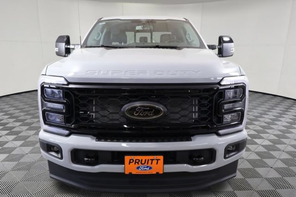 New 2026 Ford F-250 Lariat Truck Crew Cab