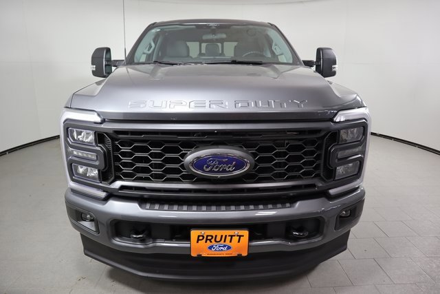 2026 Ford F-350 XL photo 2