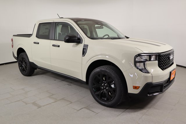 2025 Ford Maverick XLT photo 3