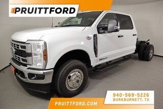 2025 Ford F-350 Chassis Truck Crew Cab