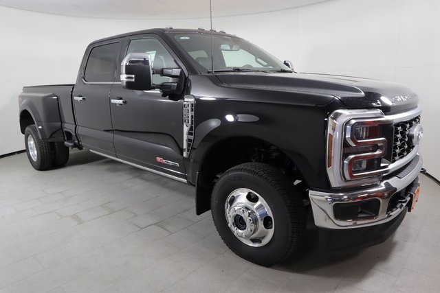 2025 Ford F-350 King Ranch photo 3