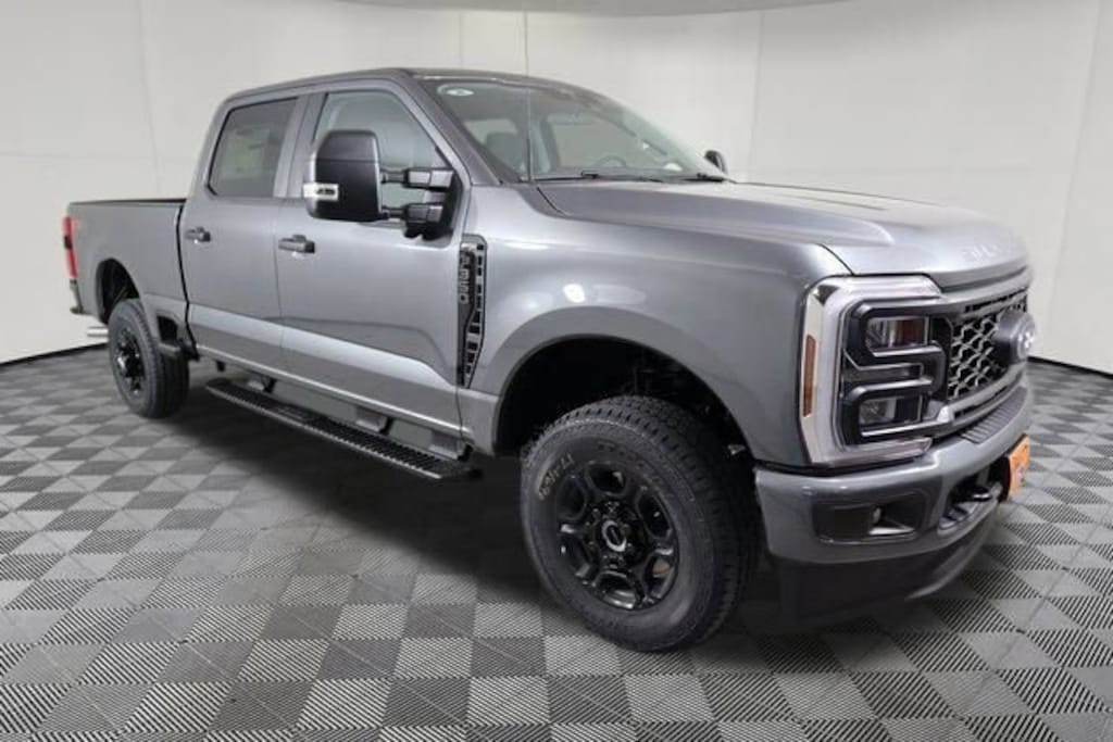 New 2026 Ford F-350 XL Truck Crew Cab