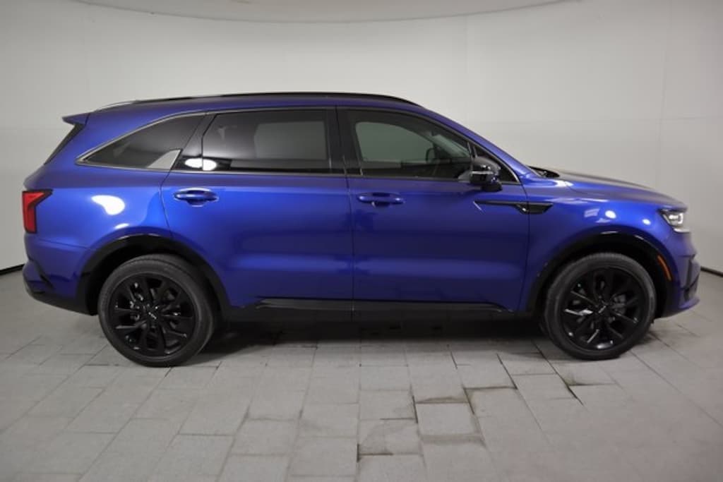 Used 2023 Kia Sorento SX SUV