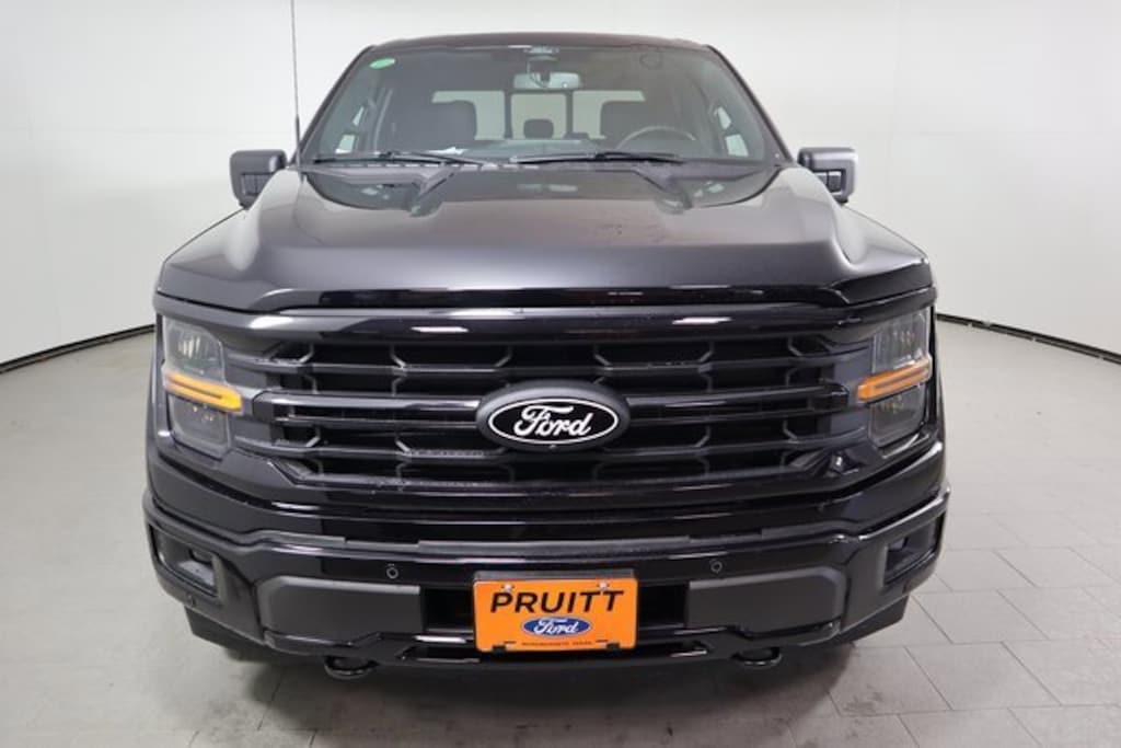 New 2025 Ford F-150 XLT Truck SuperCrew Cab