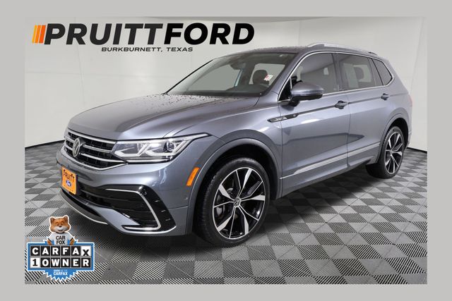 2022 Volkswagen Tiguan 2.0T SEL R-Line 4Motion's photo