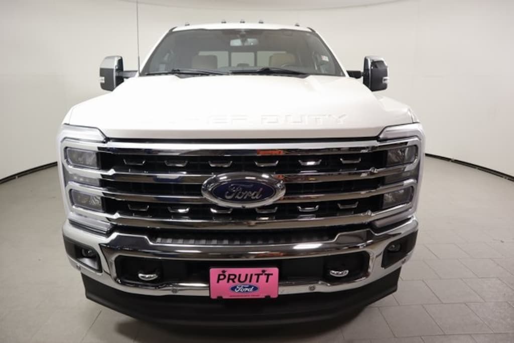 Used 2023 Ford F-250  Truck Crew Cab