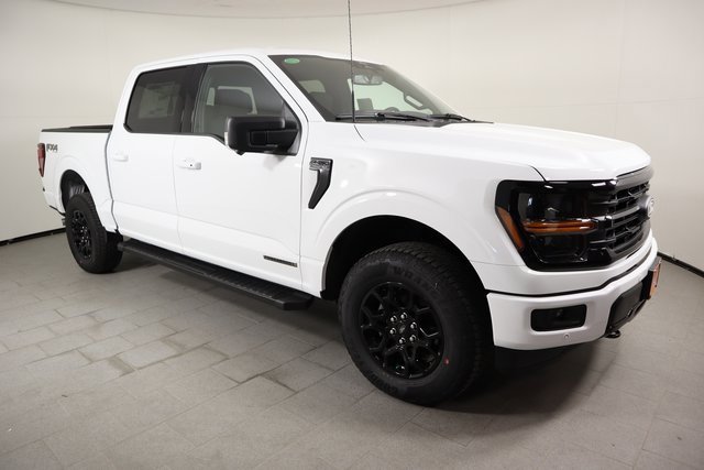 2025 Ford F-150 XLT photo 3