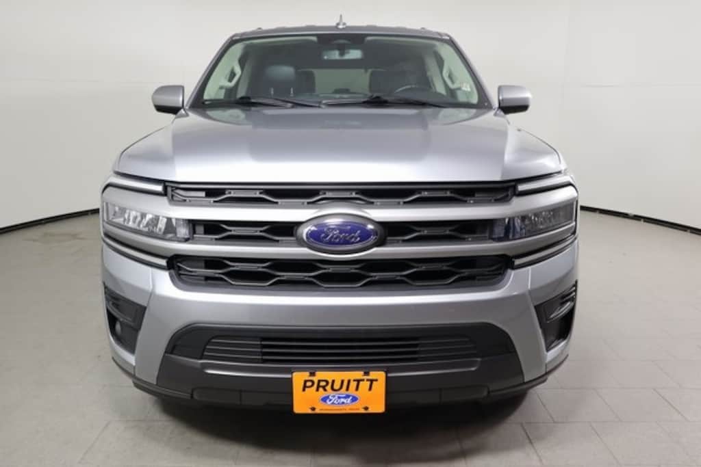 Used 2024 Ford Expedition XLT SUV