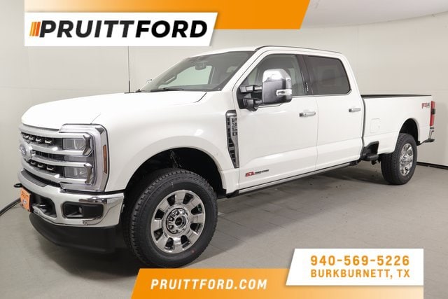 2026 Ford F-350 Super Duty King Ranch's photo